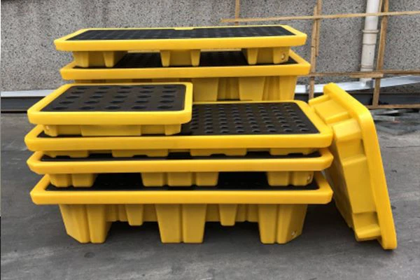 Koja je razlika između palete za izlijevanje i plastične palete